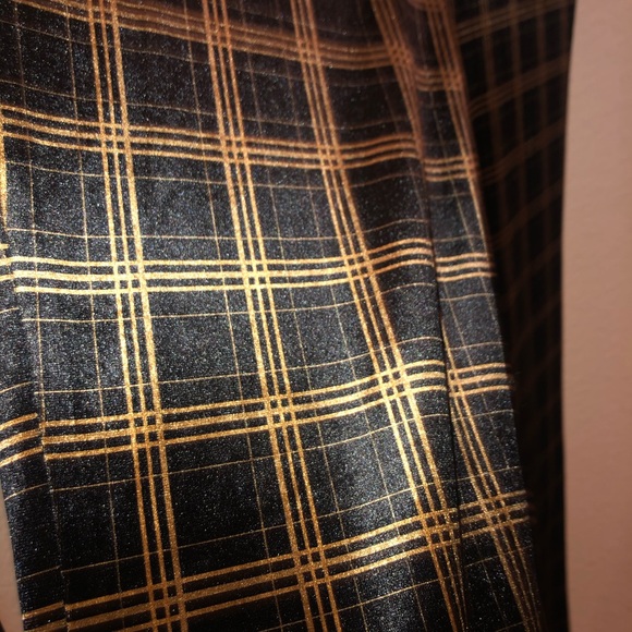 👇🏻$Reduced to lowest price. Gorgeous Emory Park flare pants in velvet size M - Picture 7 of 9